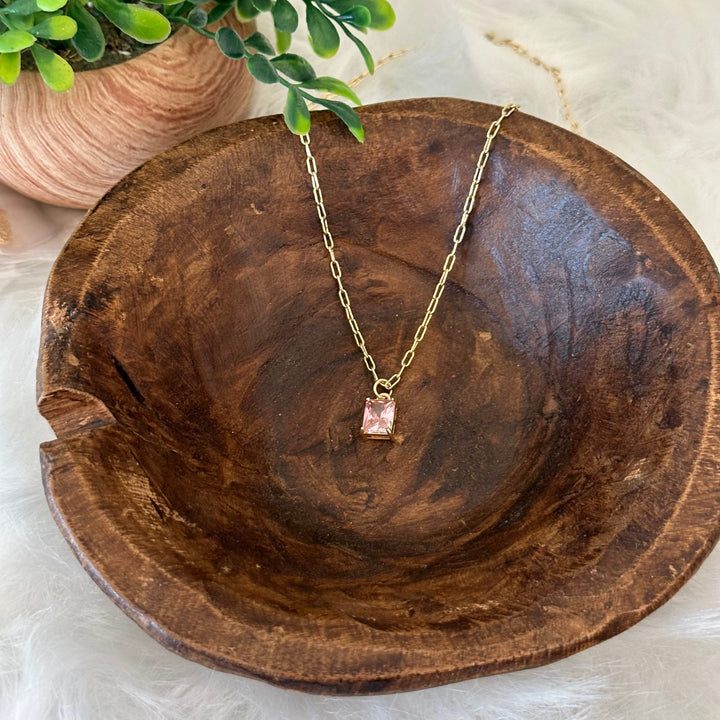 Ogrlica s Ogrlicom u Izrezu Smaragda